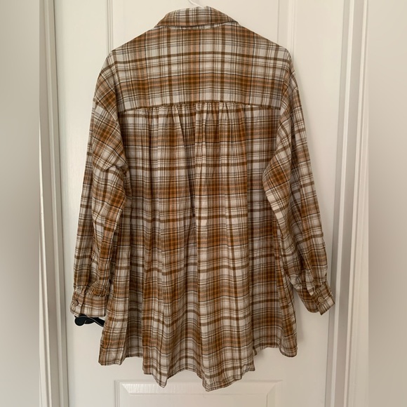 NWOT Listicle Oversized Plaid Button Down Shirt - Picture 5 of 6